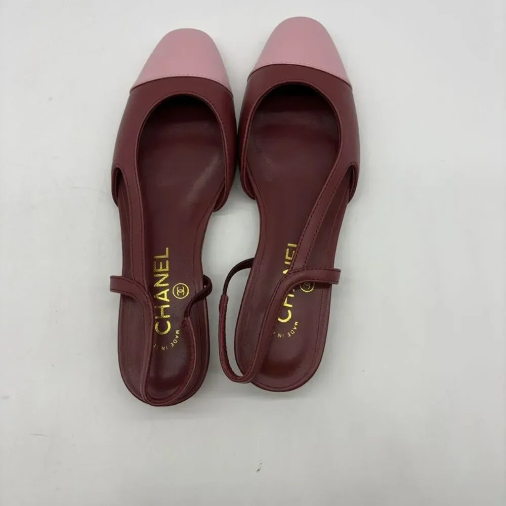 CHANEL Slingback Flats in Multicolor